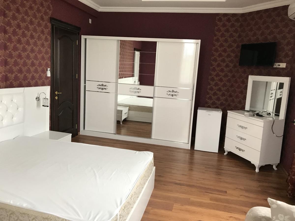 Nani'S Sweet Home Батуми Экстерьер фото