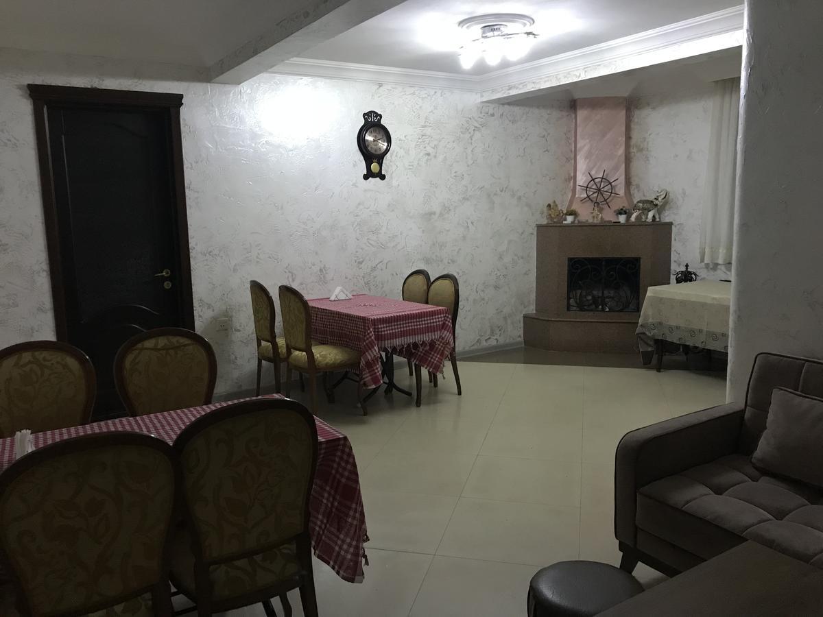Nani'S Sweet Home Батуми Экстерьер фото