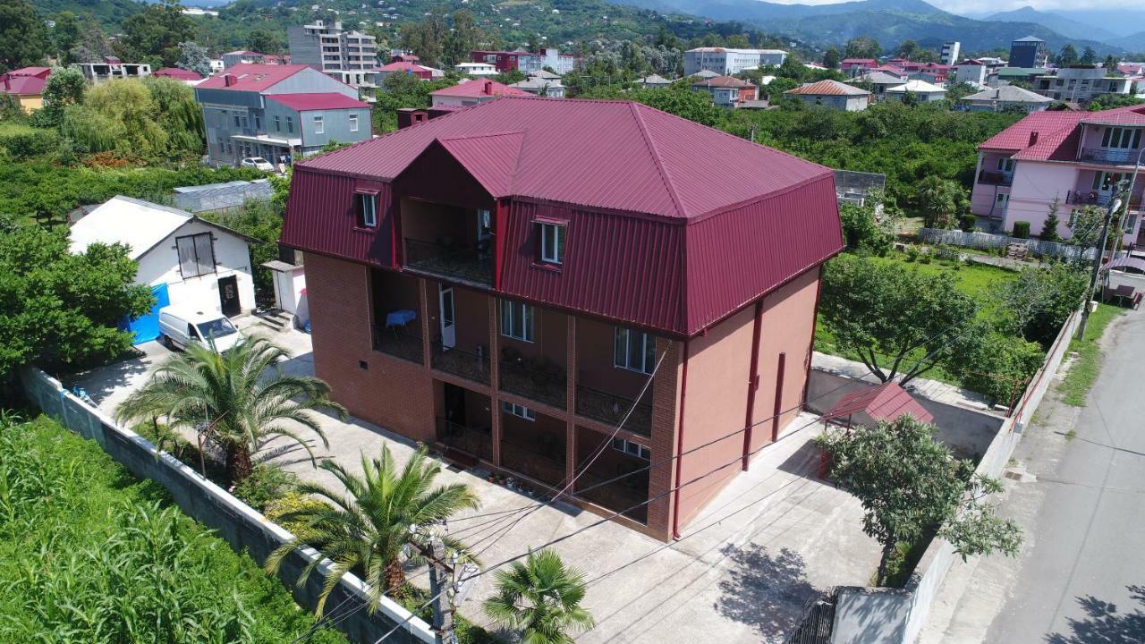 Nani'S Sweet Home Батуми Экстерьер фото